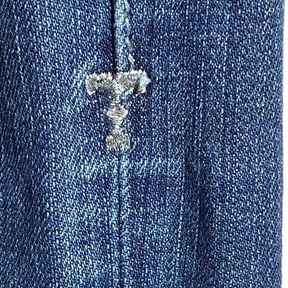 COWGIRL TUFF -DON’T FENCE ME IN SPARKLE - SIZE 31 X 31 - B18 - Picture 9 of 15